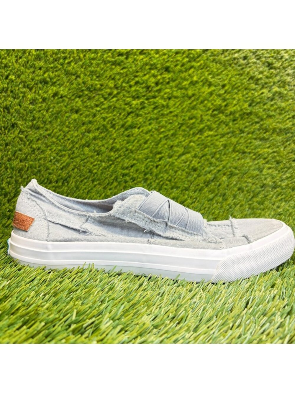 Blowfish Malibu Marley Womens Size 7.5 Gray Athletic Slip On Shoes Sneakers